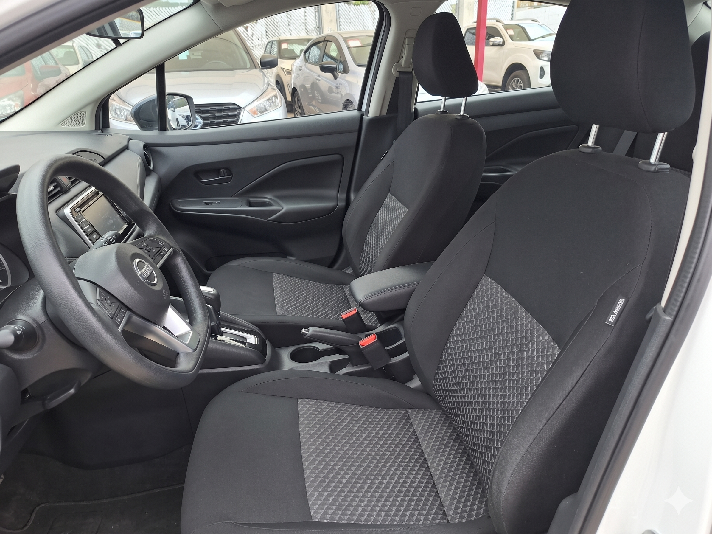 2024 Nissan VERSA 4P SENSE L41.6 AUT