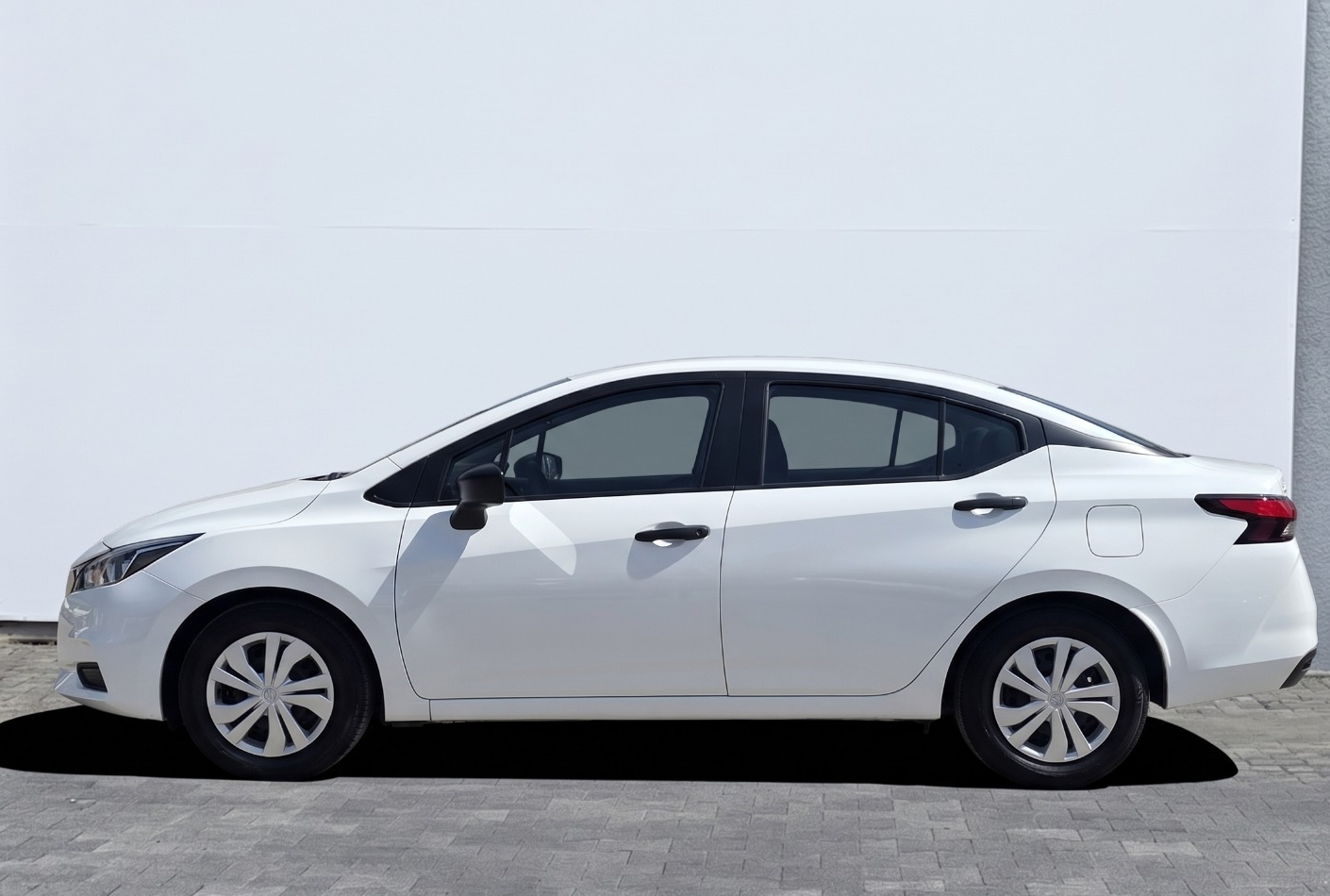 2024 Nissan VERSA 4P SENSE L41.6 AUT