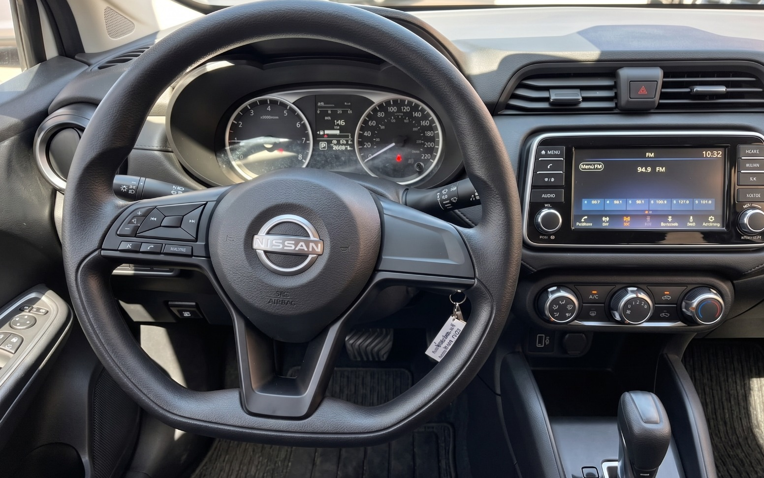 2024 Nissan VERSA 4P SENSE L41.6 AUT