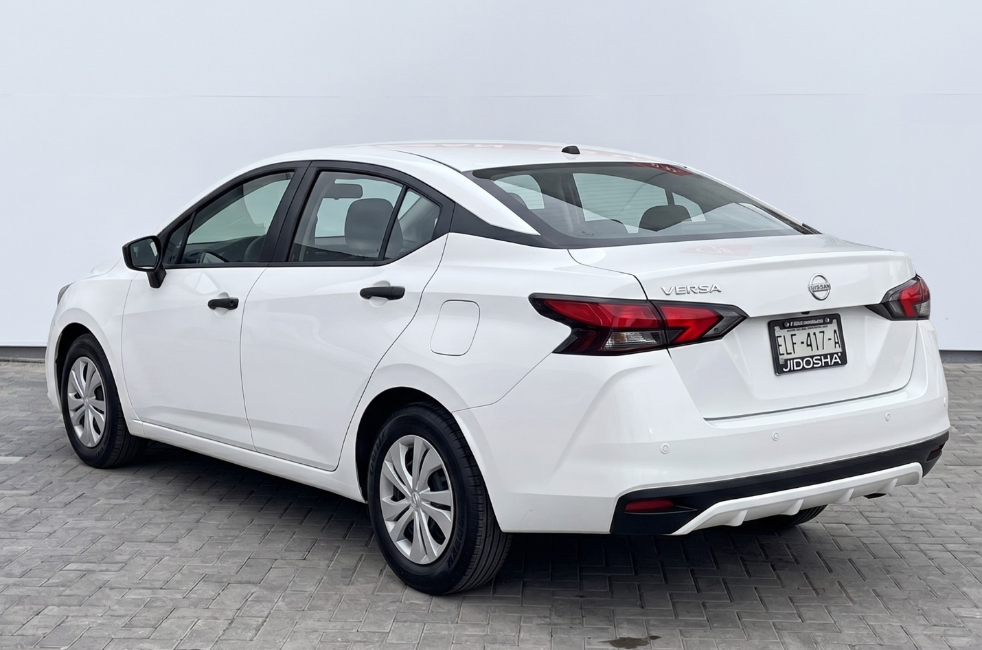 2024 Nissan VERSA 4P SENSE L41.6 AUT