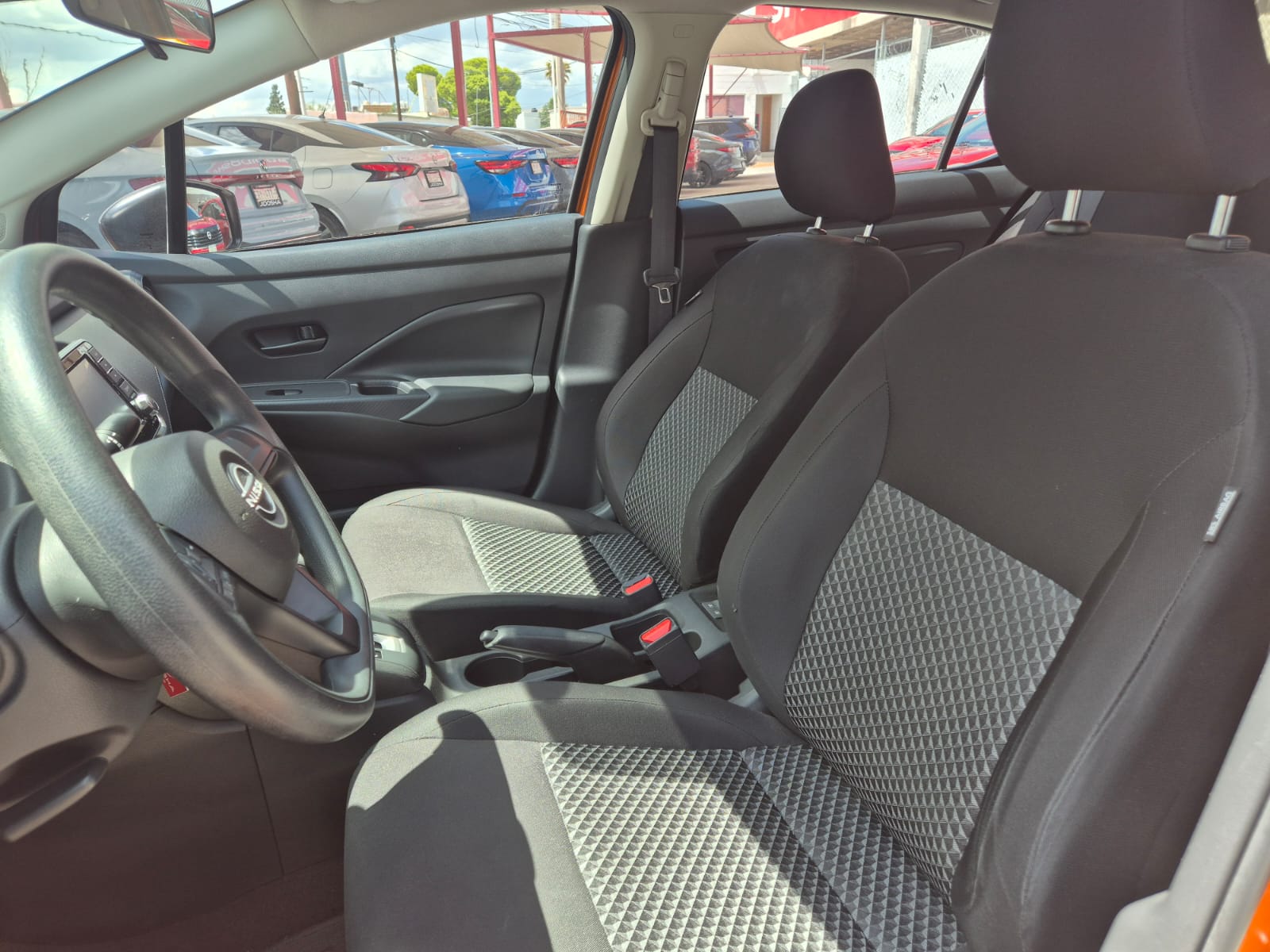 2023 Nissan VERSA 4P SENSE L41.6 AUT