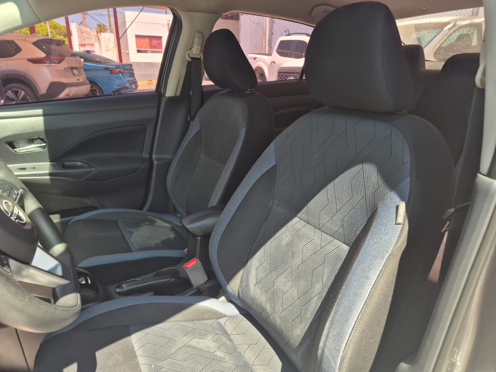2023 Nissan VERSA 4P ADVANCE L41.6 AUT