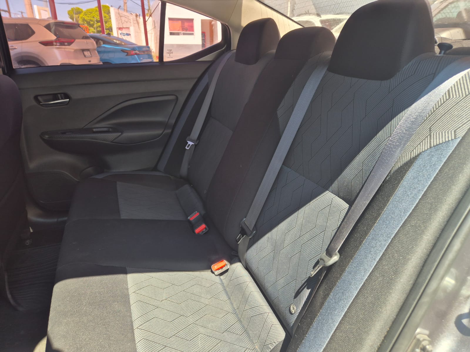 2023 Nissan VERSA 4P ADVANCE L41.6 AUT