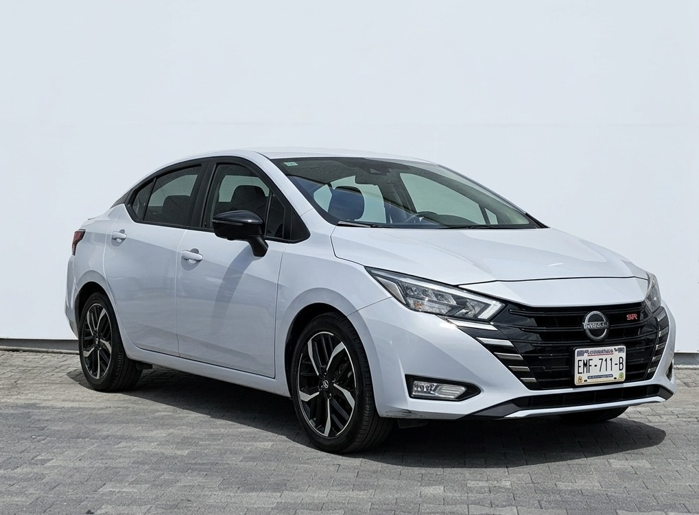 2024 Nissan VERSA 4P SR L41.6 AUT