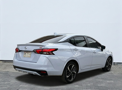 2024 Nissan VERSA 4P SR L41.6 AUT