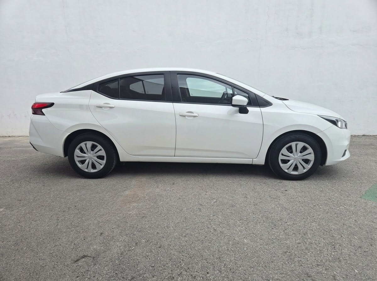 2020 Nissan VERSA 4 PTS SENSE  AAC VE R-15CVT