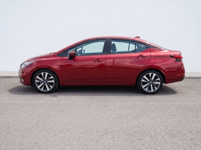 2020 Nissan VERSA 4 PTS PLATINUM CVT AAC AUT VE PIEL GPS F LED RA-17