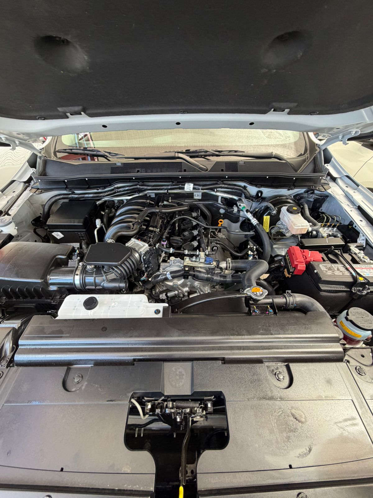 2025 Nissan NP300 CHASIS TM AC VDC