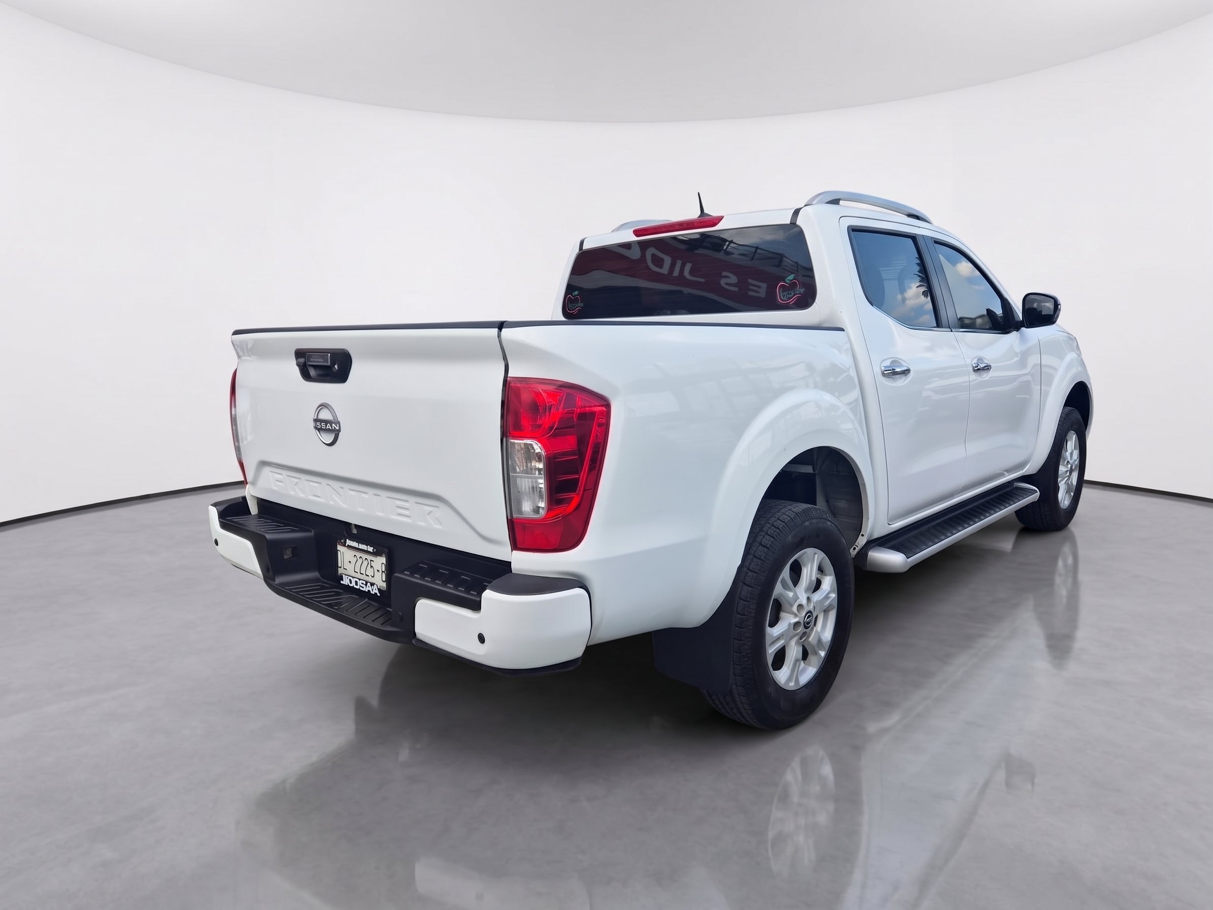 2023 Nissan FRONTIER 4P LE L42.5 AUT
