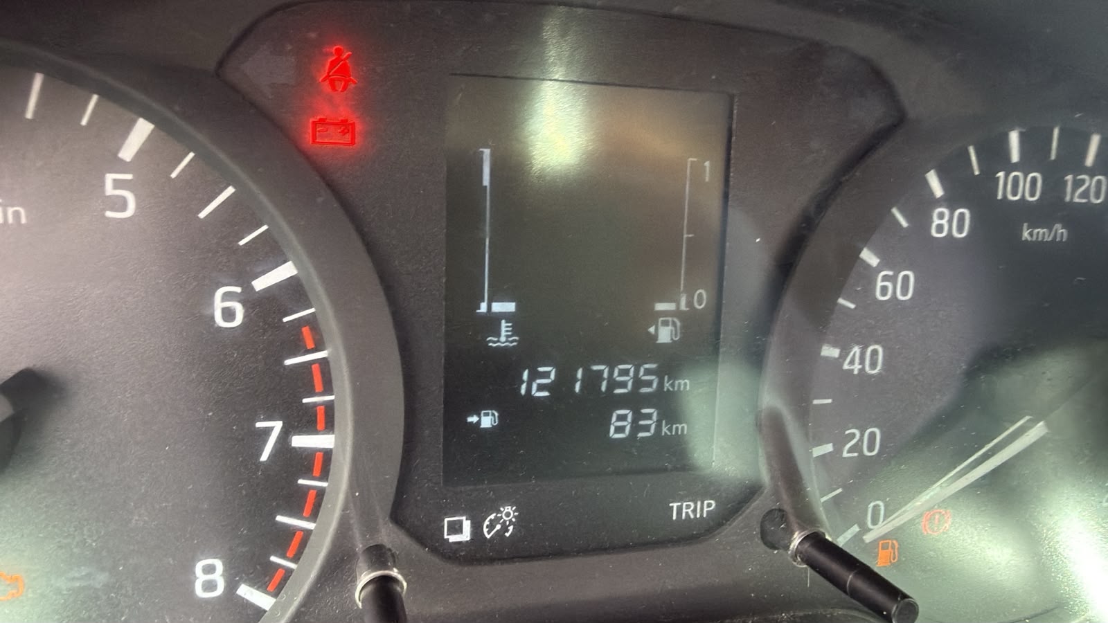 2019 Nissan NP300 4 PTS PICK-UP DOBLE CABINA S TM6 AAC