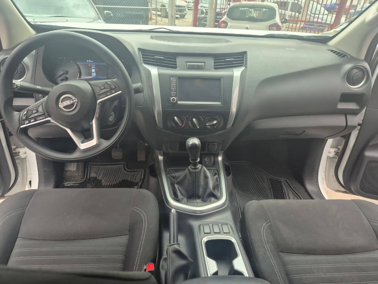 2024 Nissan FRONTIER 4P LE L42.5 MAN