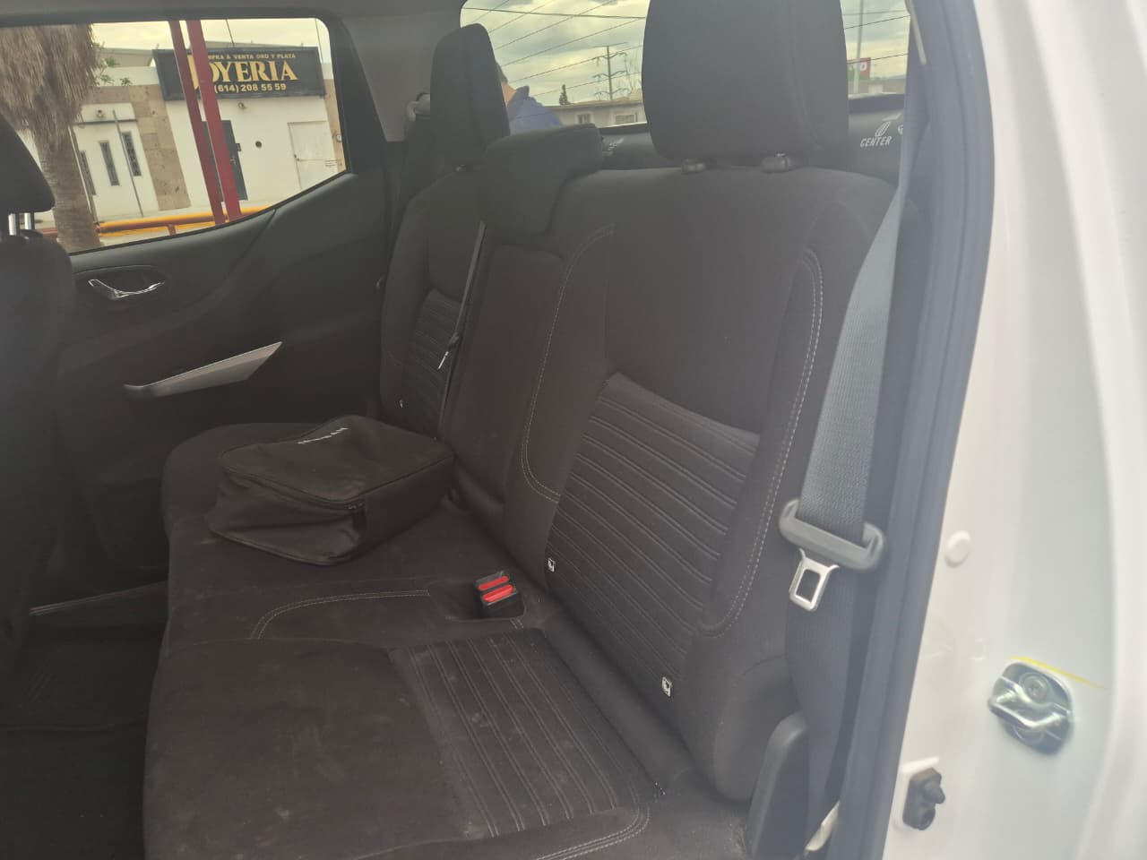 2024 Nissan FRONTIER 4P LE L42.5 MAN