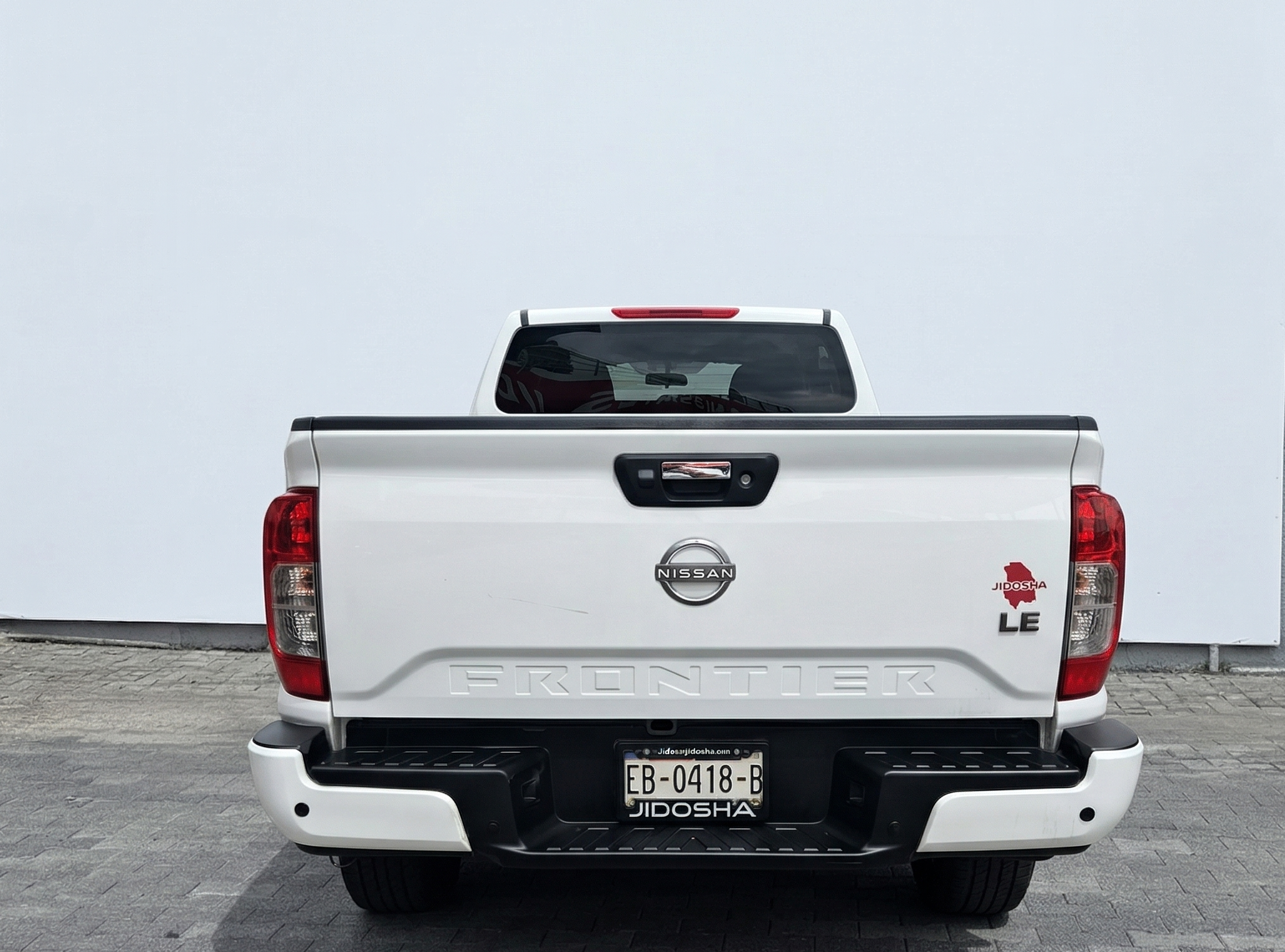 2024 Nissan FRONTIER 4P LE L42.5 MAN