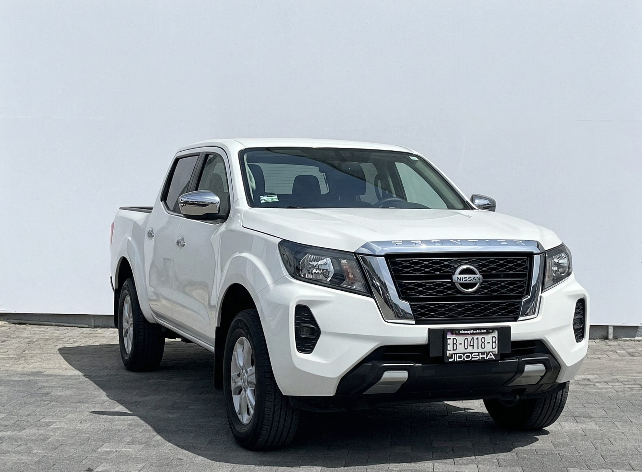 2024 Nissan FRONTIER 4P LE L42.5 MAN