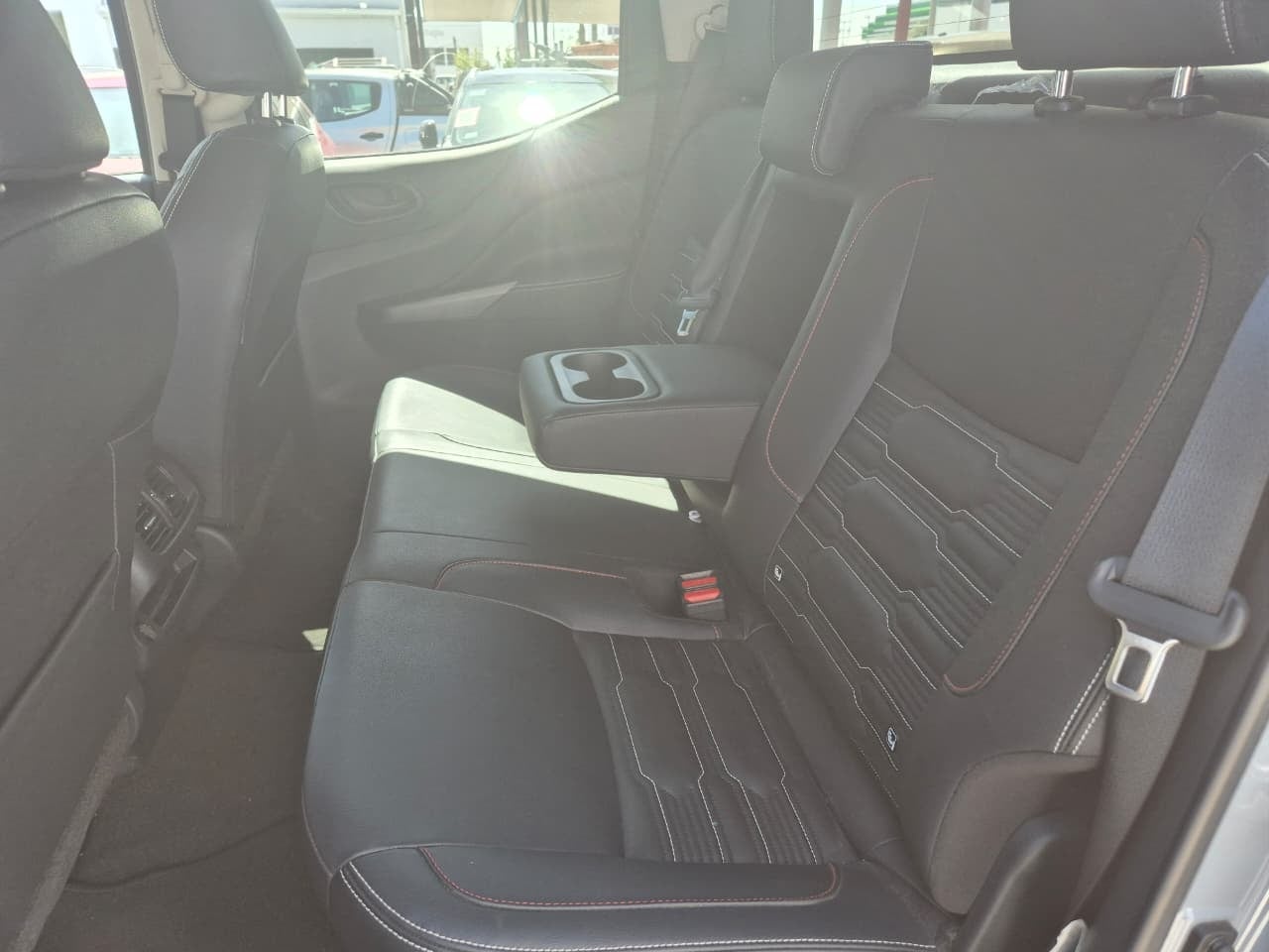 2024 Nissan FRONTIER 4P PRO-4X L42.5 AUT 4X4