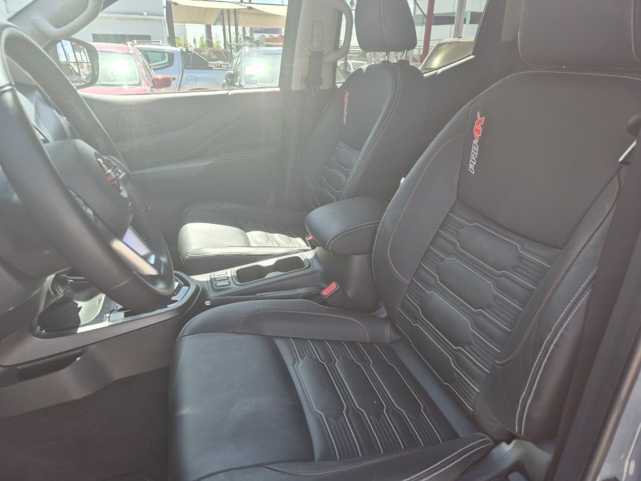 2024 Nissan FRONTIER 4P PRO-4X L42.5 AUT 4X4