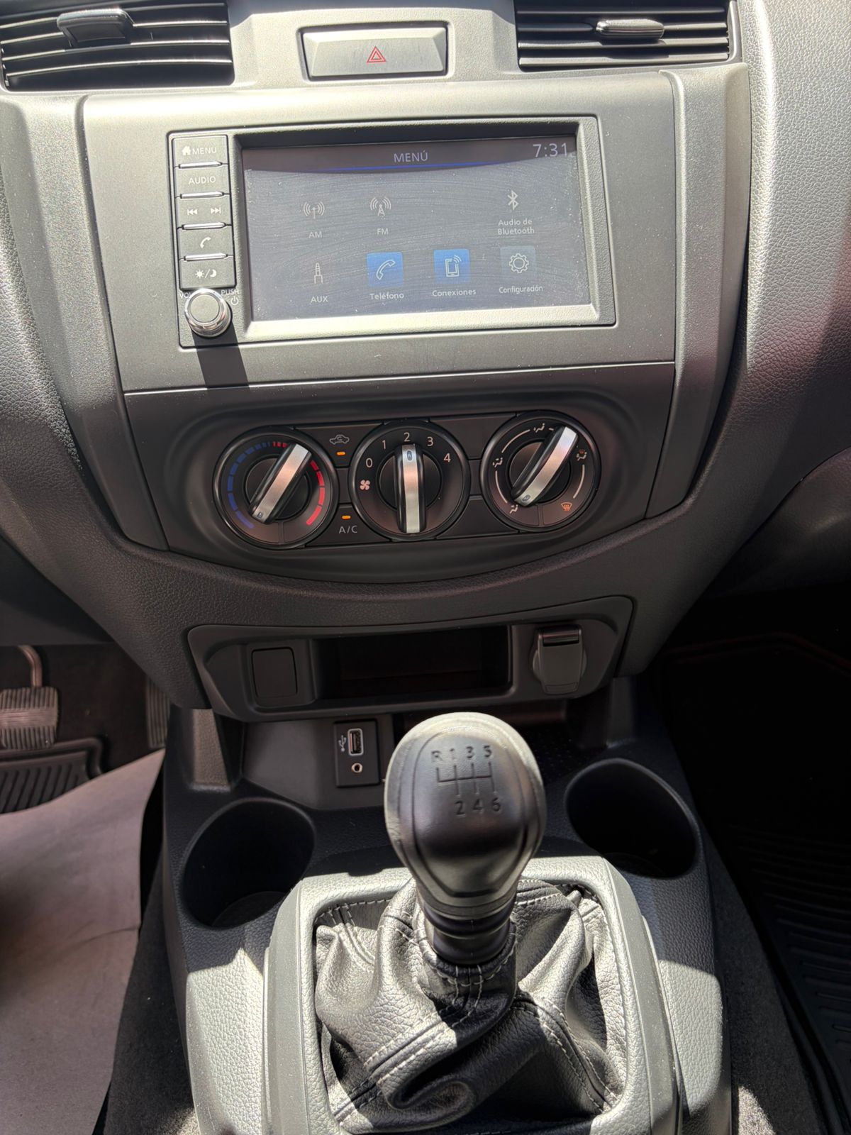 2026 Nissan NP300 CHASIS CABINA 2P L42.5 MAN AA VDC