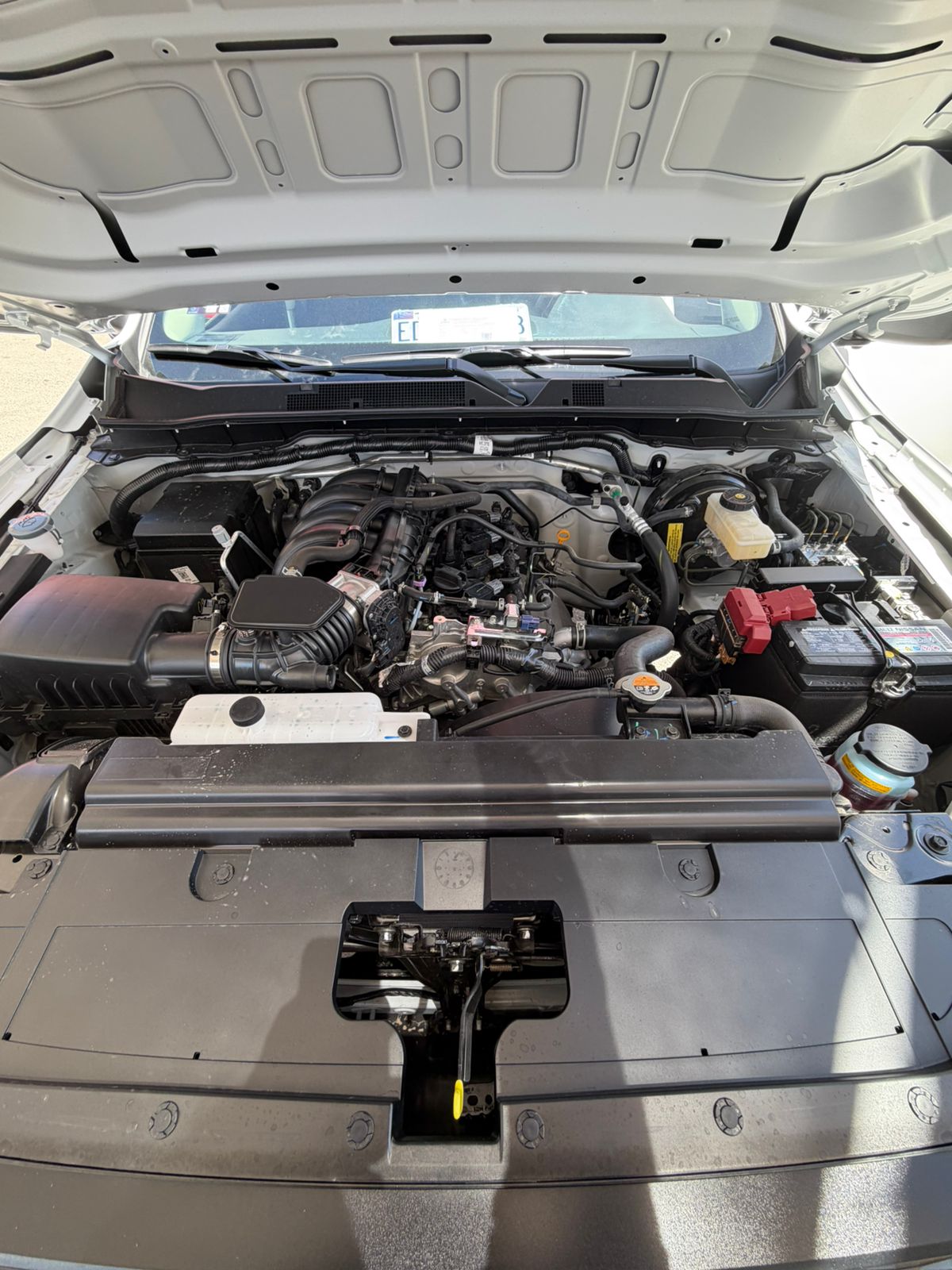 2026 Nissan NP300 CHASIS CABINA 2P L42.5 MAN AA VDC