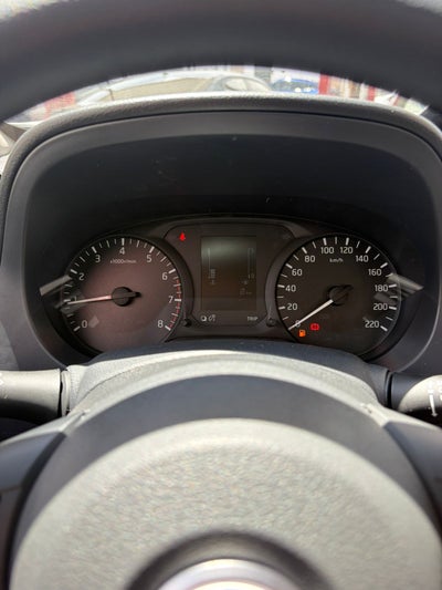 2026 Nissan NP300 CHASIS CABINA 2P L42.5 MAN AA VDC