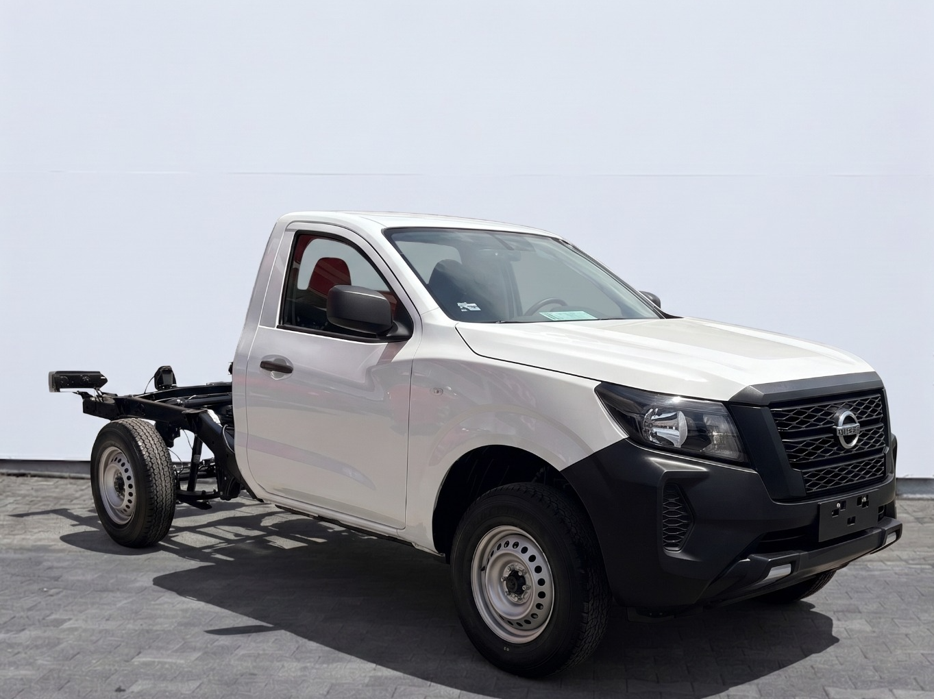 2026 Nissan NP300 CHASIS CABINA 2P L42.5 MAN AA VDC