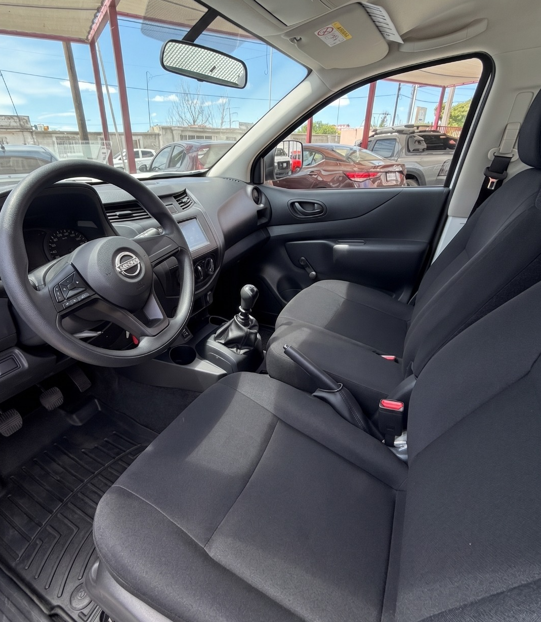 2026 Nissan NP300 CHASIS CABINA 2P L42.5 MAN AA VDC