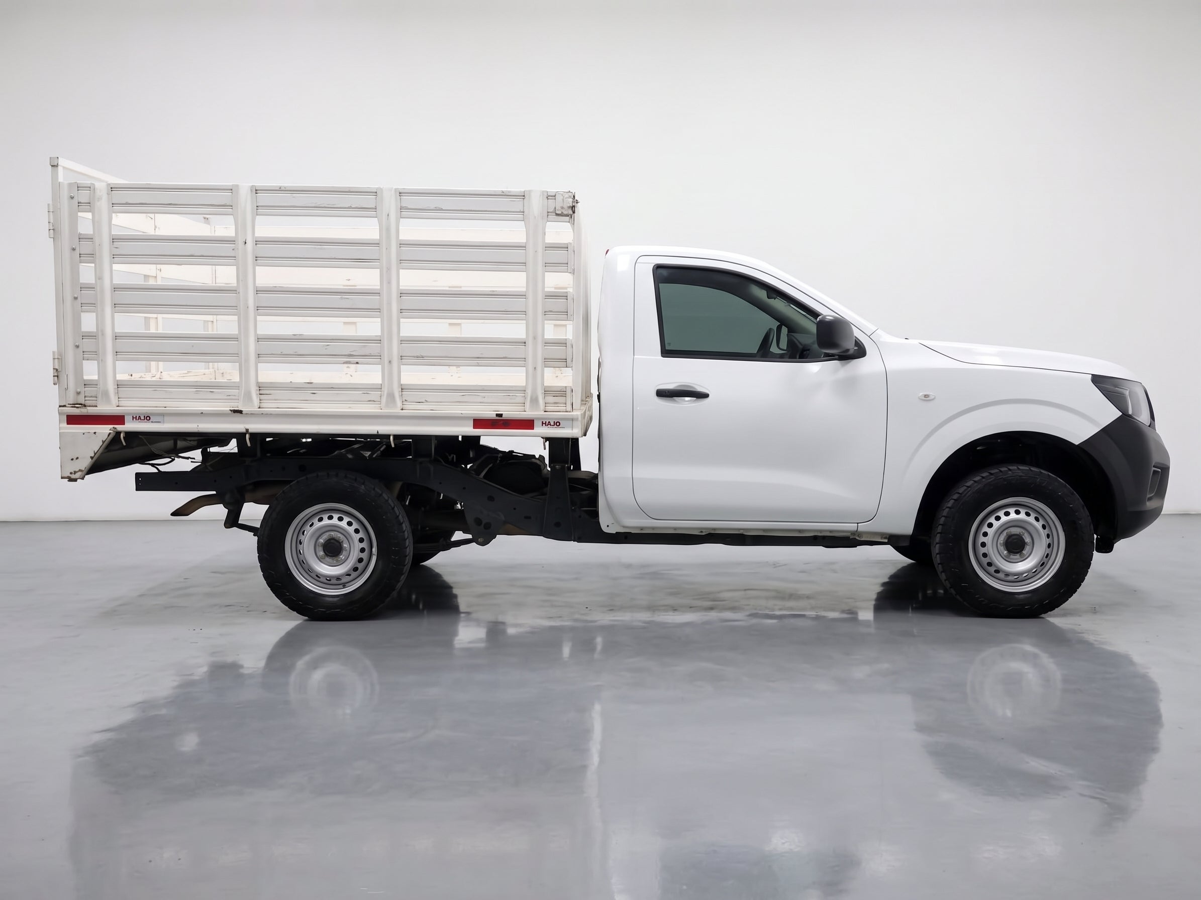 2022 Nissan NP300 2 PTS CHASIS CABINA TD TM6 AAC