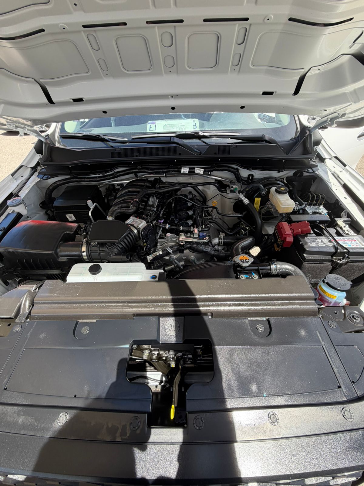 2026 Nissan NP300 CHASIS CABINA 2P L42.5 MAN AA VDC