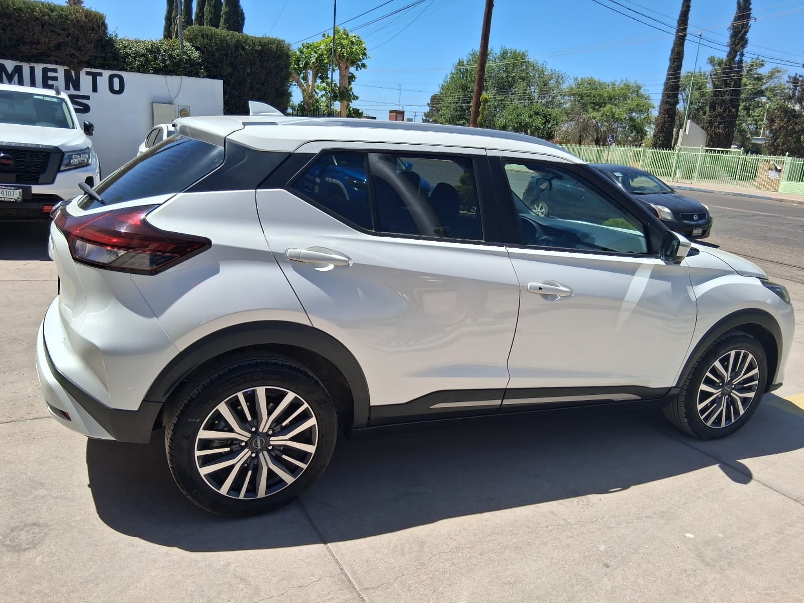 2024 Nissan KICKS 5P PLATINUM L41.6 AUT