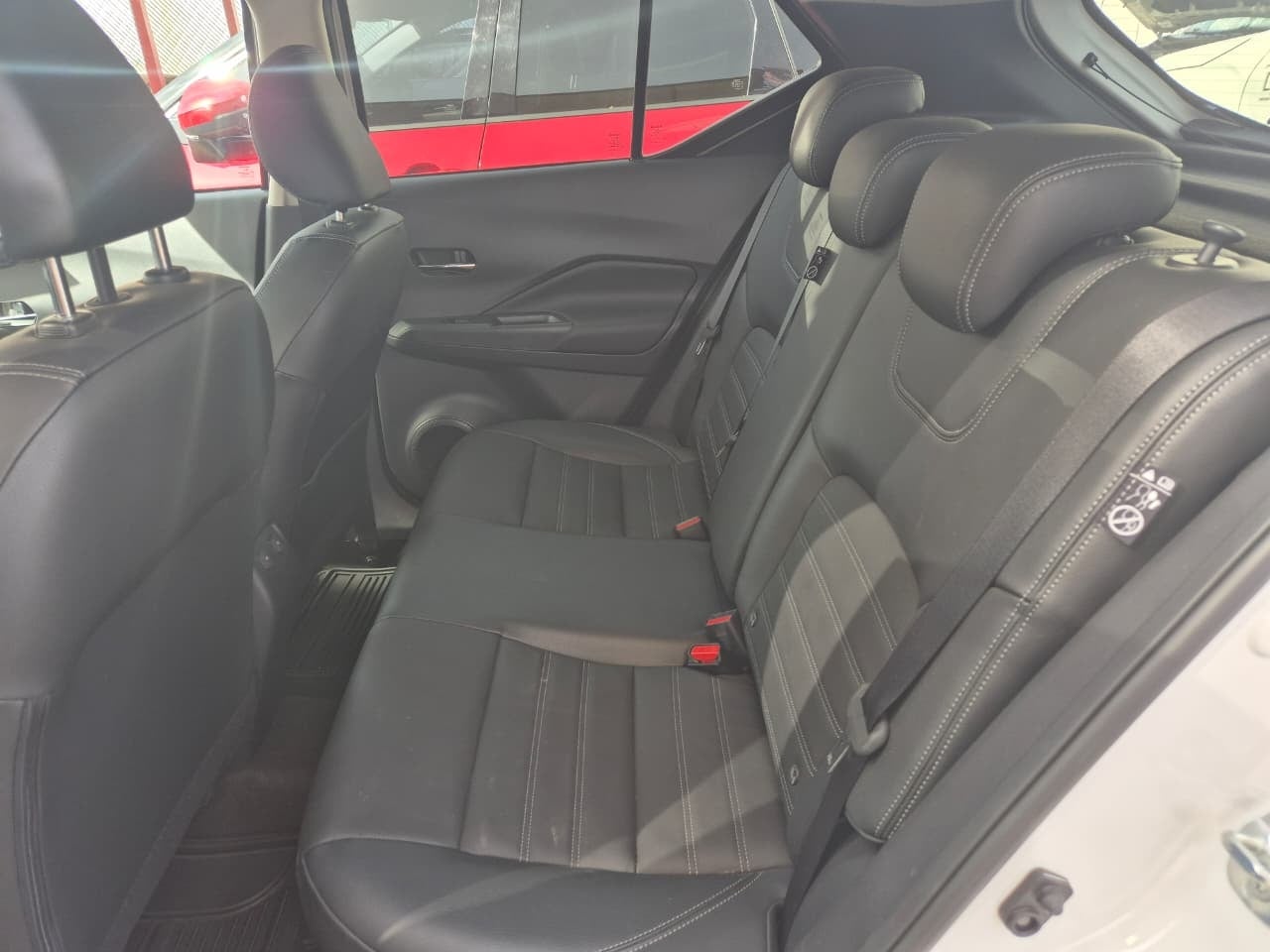 2024 Nissan KICKS 5P PLATINUM BITONO L41.6 AUT