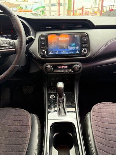 2023 Nissan KICKS 5 PTS PLATINUM 16L TA AAC AUT PIEL GPS RA-18