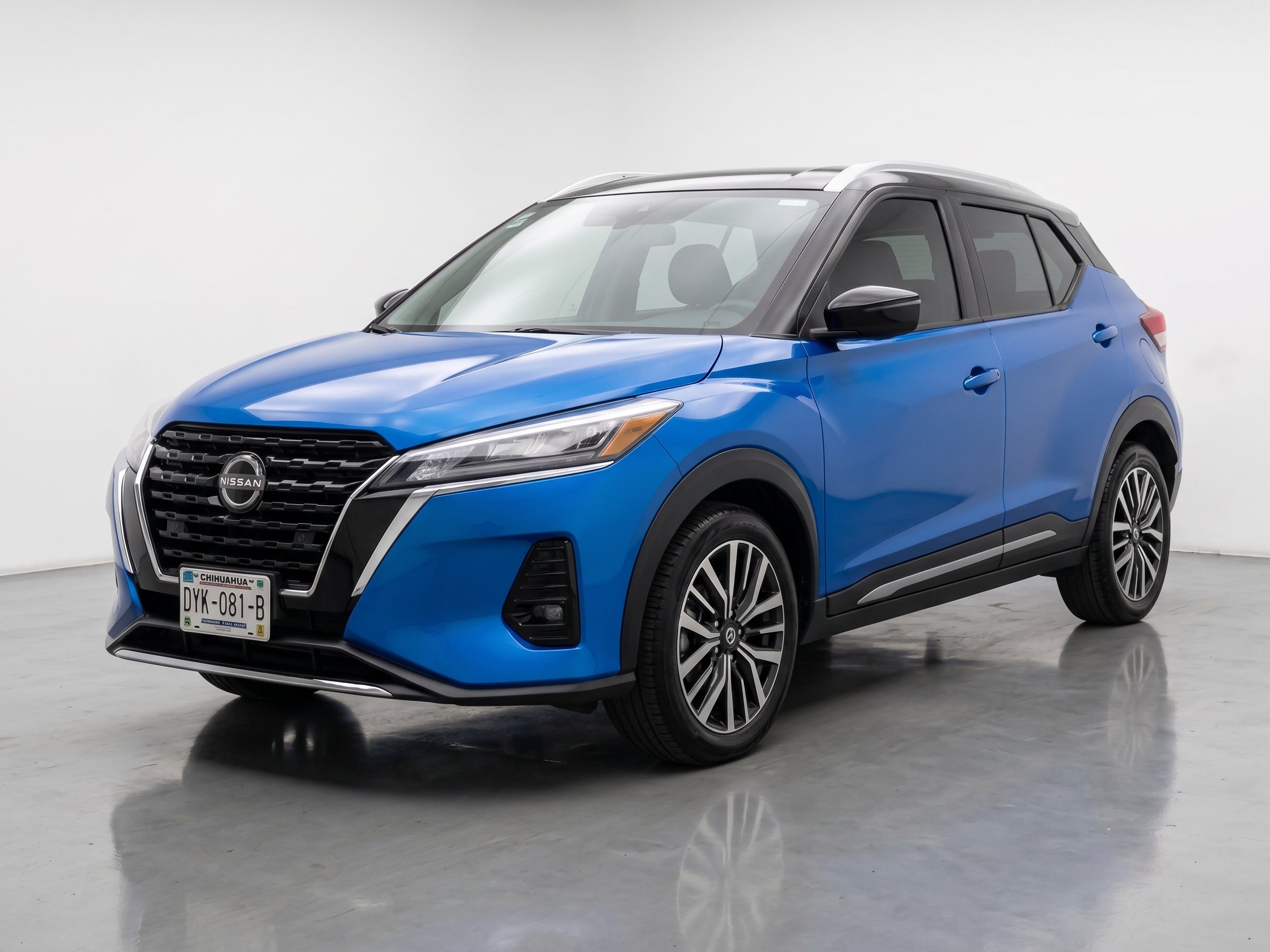 2023 Nissan KICKS 5 PTS PLATINUM 16L TA AAC AUT PIEL GPS RA-18