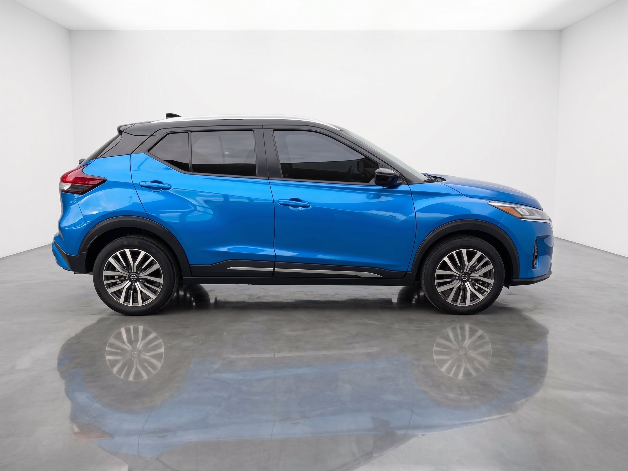 2023 Nissan KICKS 5 PTS PLATINUM 16L TA AAC AUT PIEL GPS RA-18