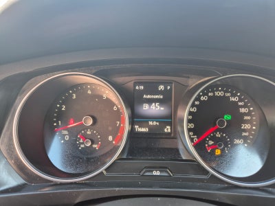 2018 Volkswagen TIGUAN 5 PTS COMFORTLINE 14T DSG CAMARA REVERSA F NIEBLA RA-17