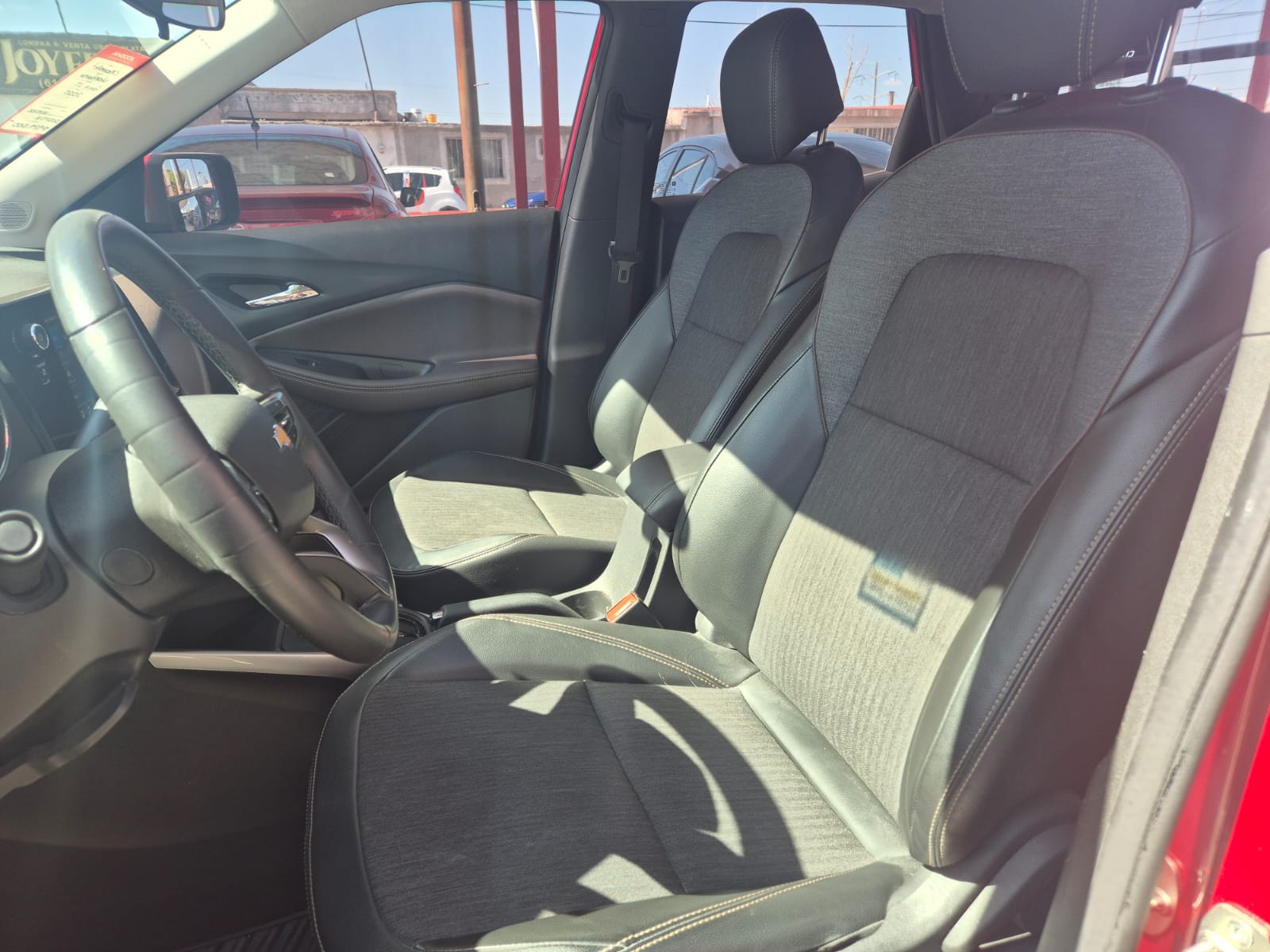 2025 Chevrolet MONTANA LT