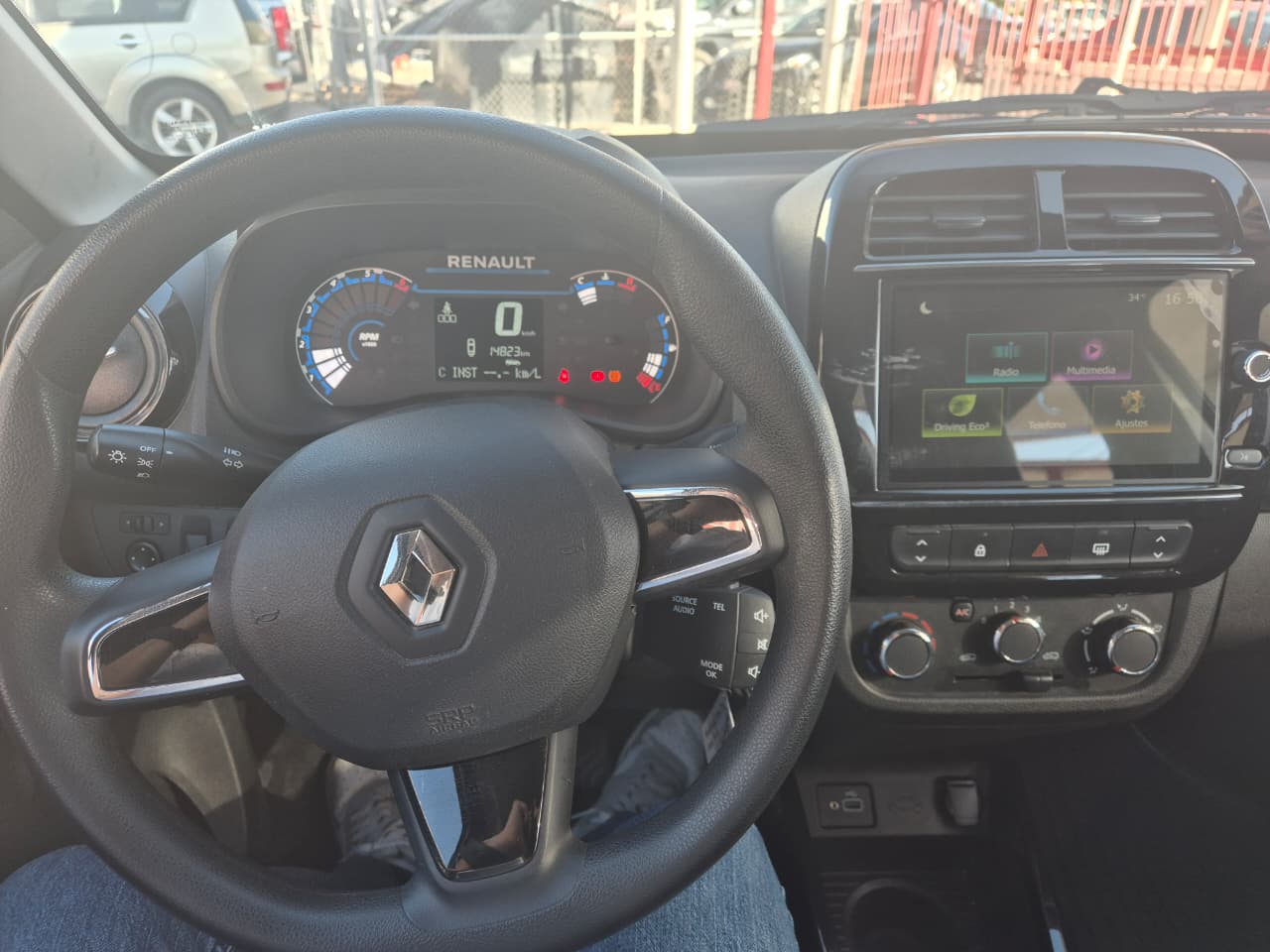 2025 RENAULT KWID 5P ICONIC L31.0 MAN