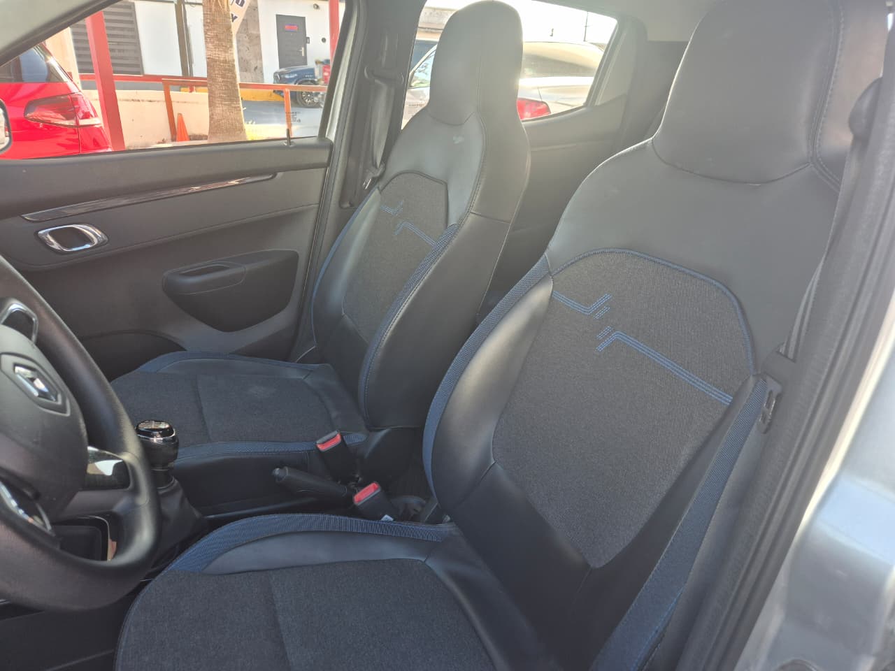 2025 RENAULT KWID 5P ICONIC L31.0 MAN