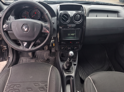 2022 RENAULT OROCH 4 PTS OUTSIDER TM6 VE GPS FNIEBLA CANTONERAS RA-16