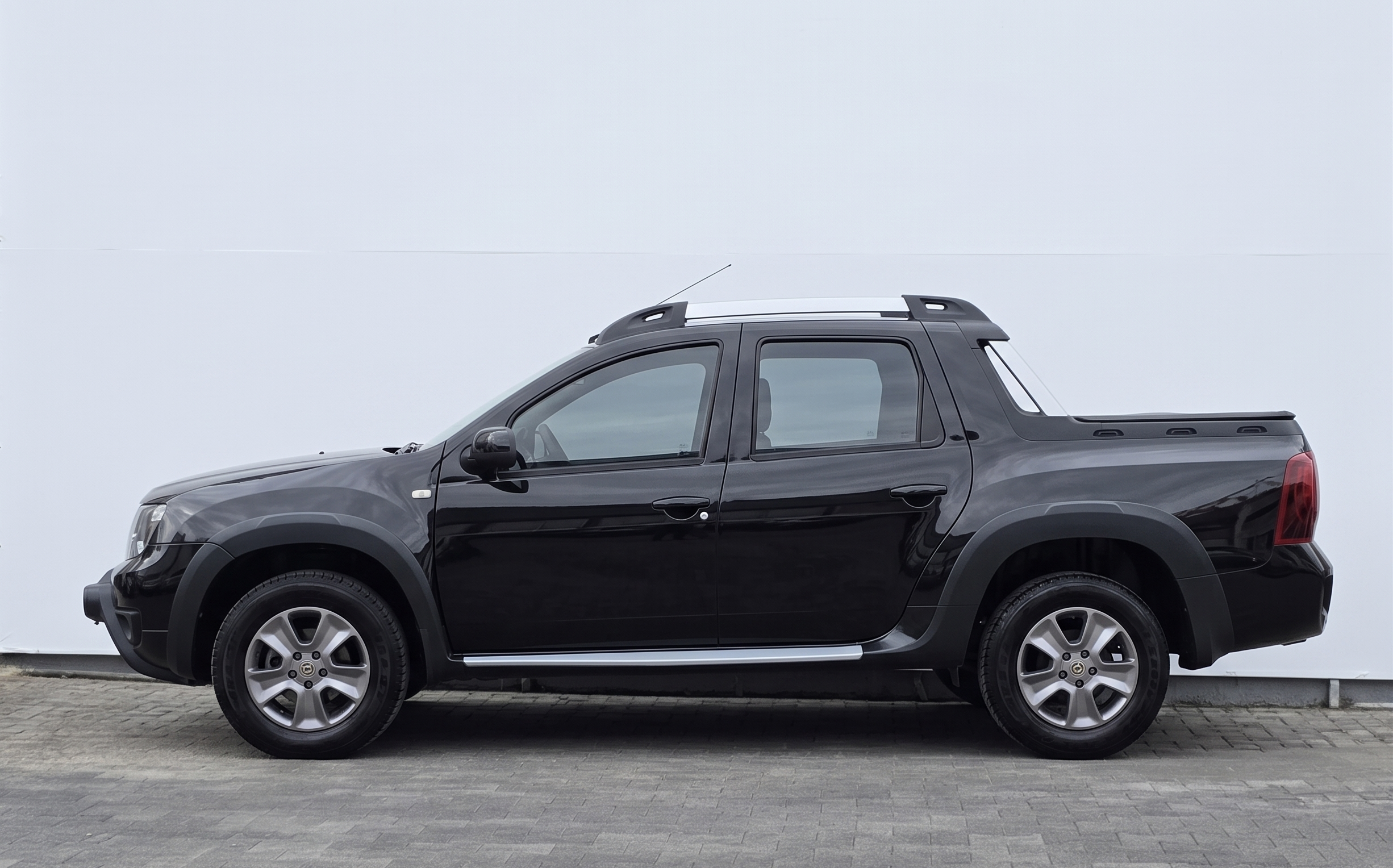 2022 RENAULT OROCH 4 PTS OUTSIDER TM6 VE GPS FNIEBLA CANTONERAS RA-16