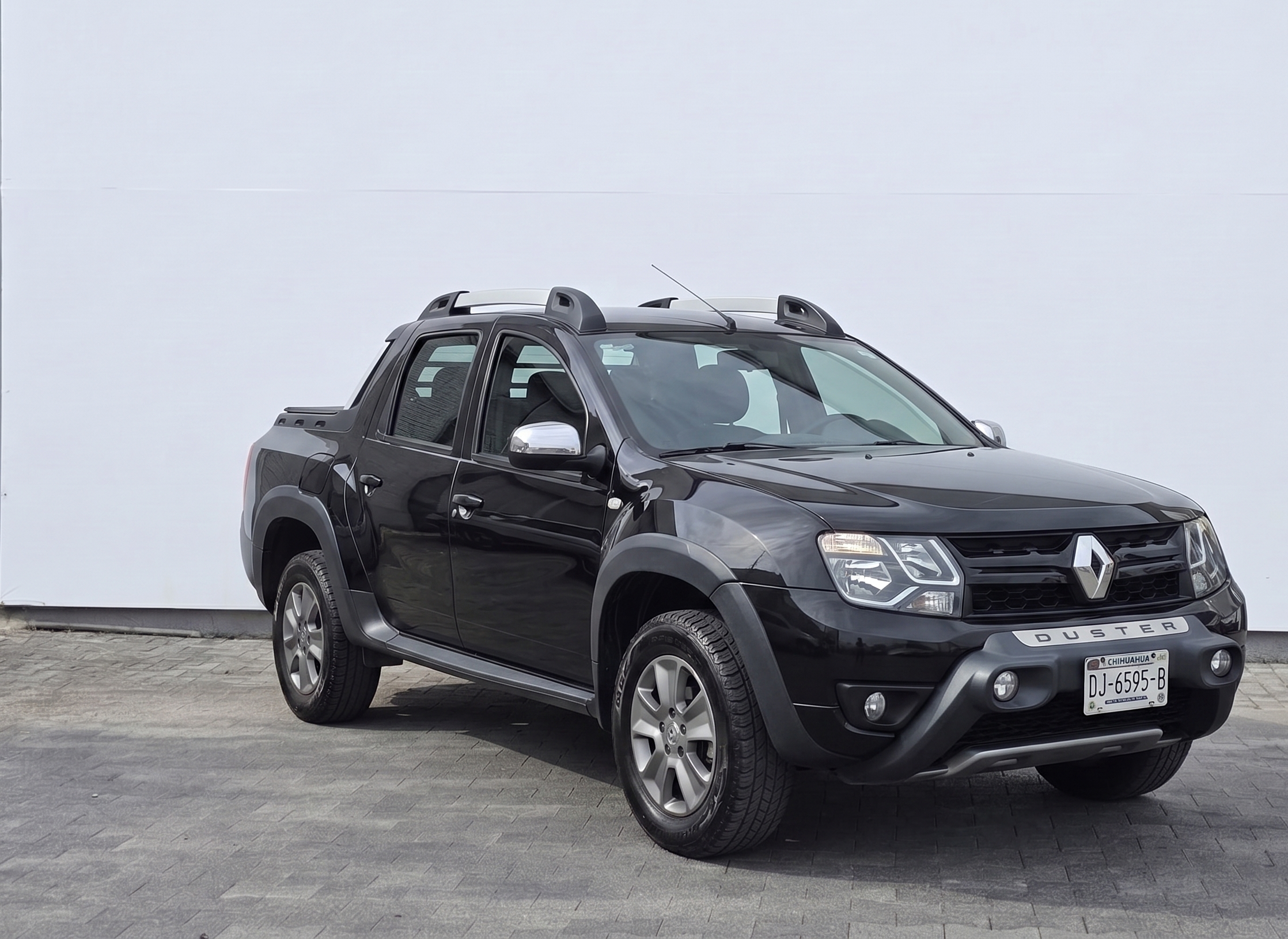 2022 RENAULT OROCH 4 PTS OUTSIDER TM6 VE GPS FNIEBLA CANTONERAS RA-16