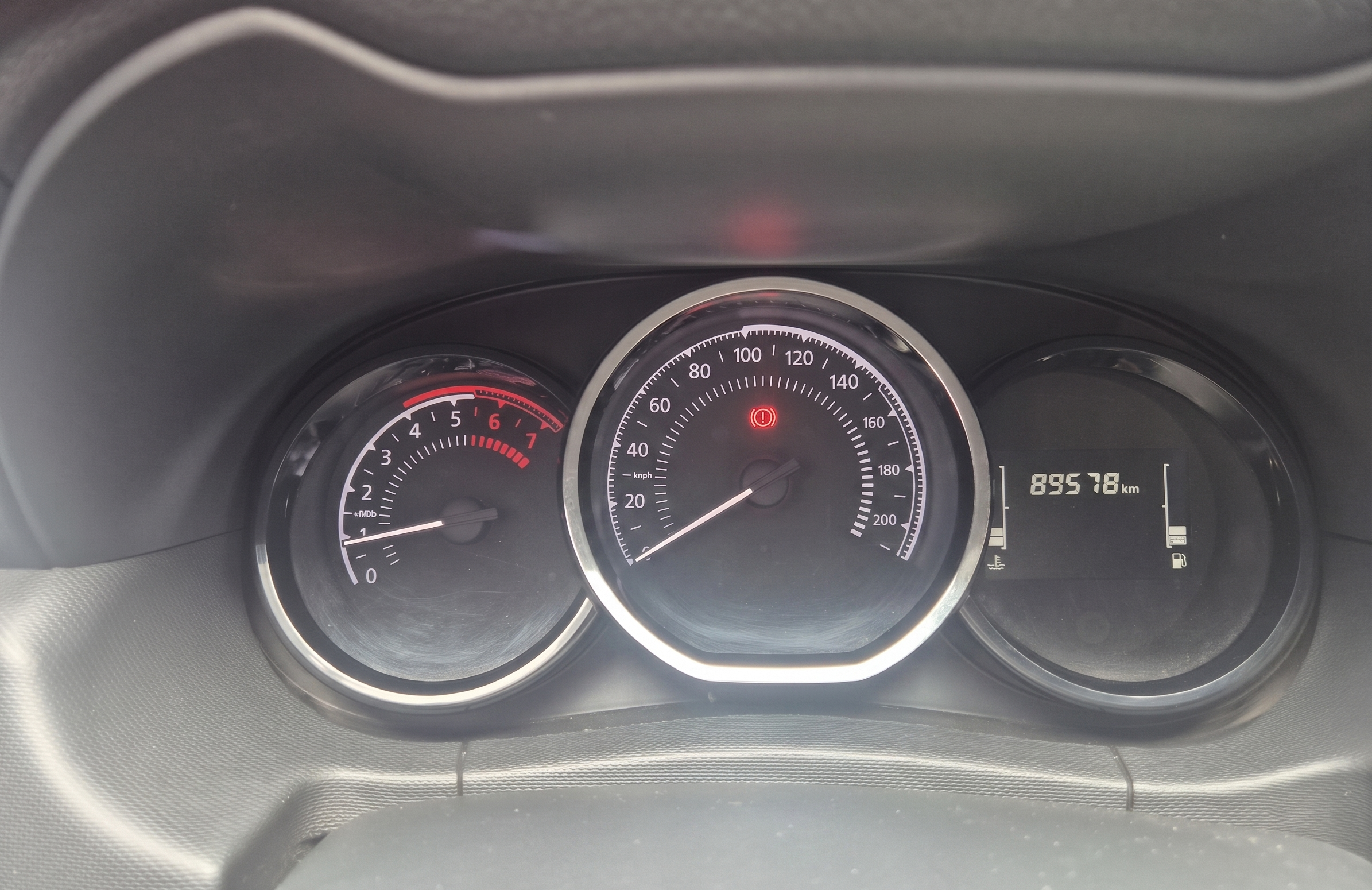 2022 RENAULT OROCH 4 PTS OUTSIDER TM6 VE GPS FNIEBLA CANTONERAS RA-16