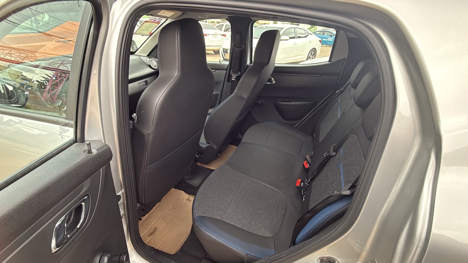 2025 RENAULT KWID 5P ICONIC L31.0 MAN