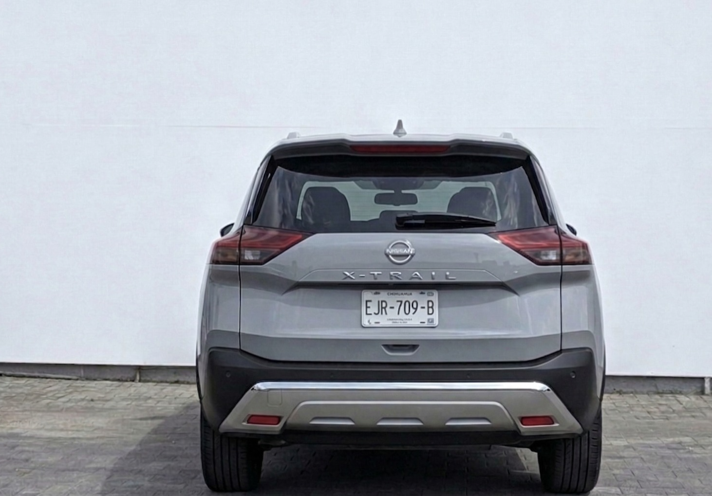 2024 Nissan X-TRAIL 5P PLATINUM 2 ROW L42.5 AUT