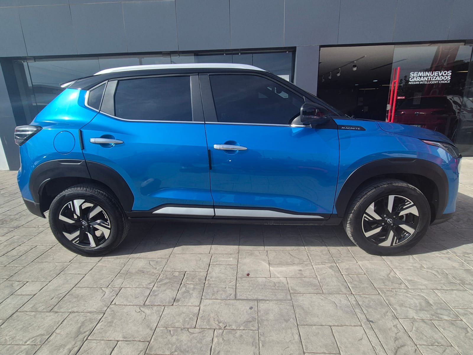 2025 Nissan MAGNITE 5 PUERTAS EXCLUSIVE 1.0 LTS CVT T