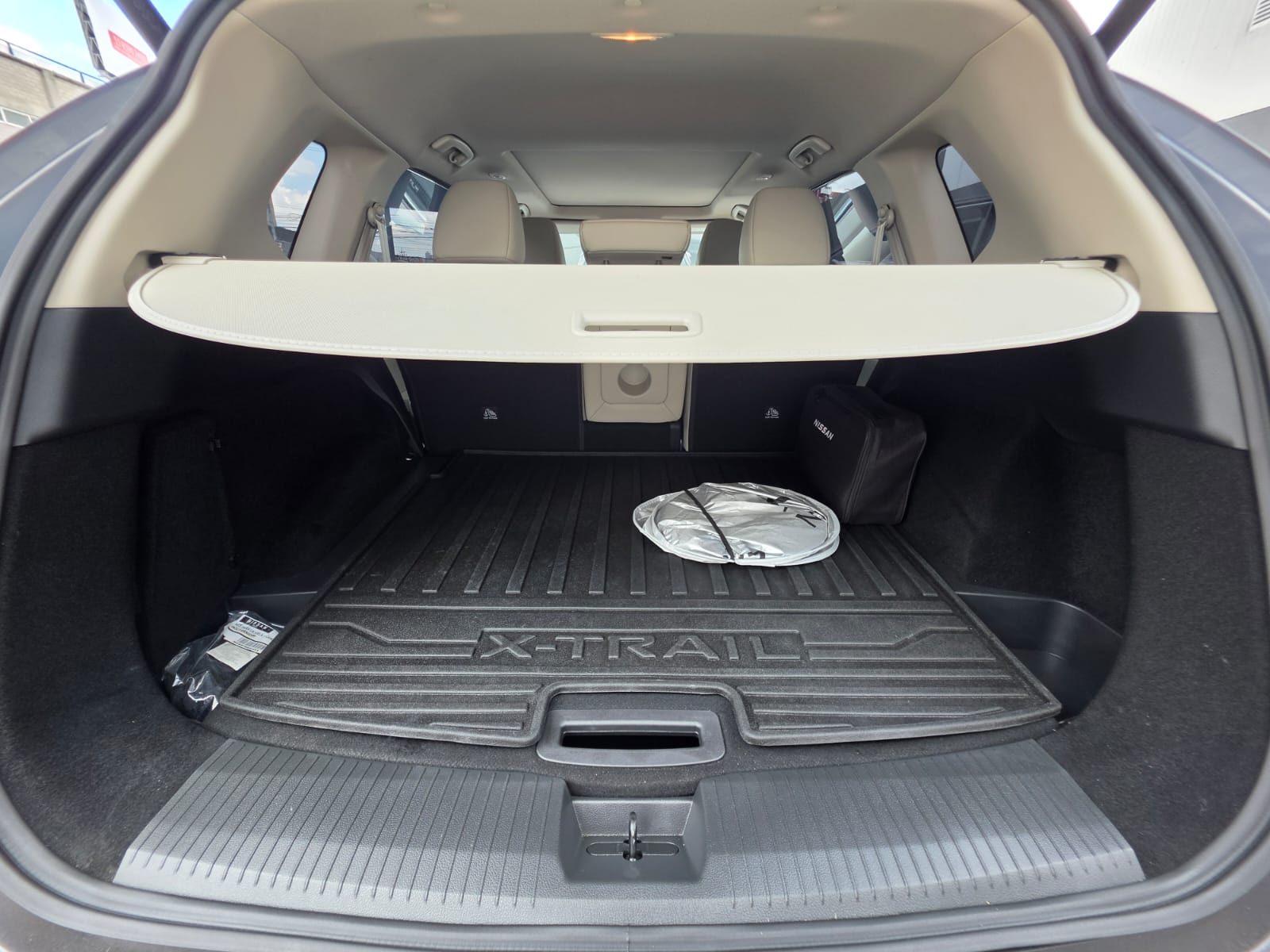 2025 Nissan X-TRAIL 5P PLATINUM 2 ROW L42.5 AUT