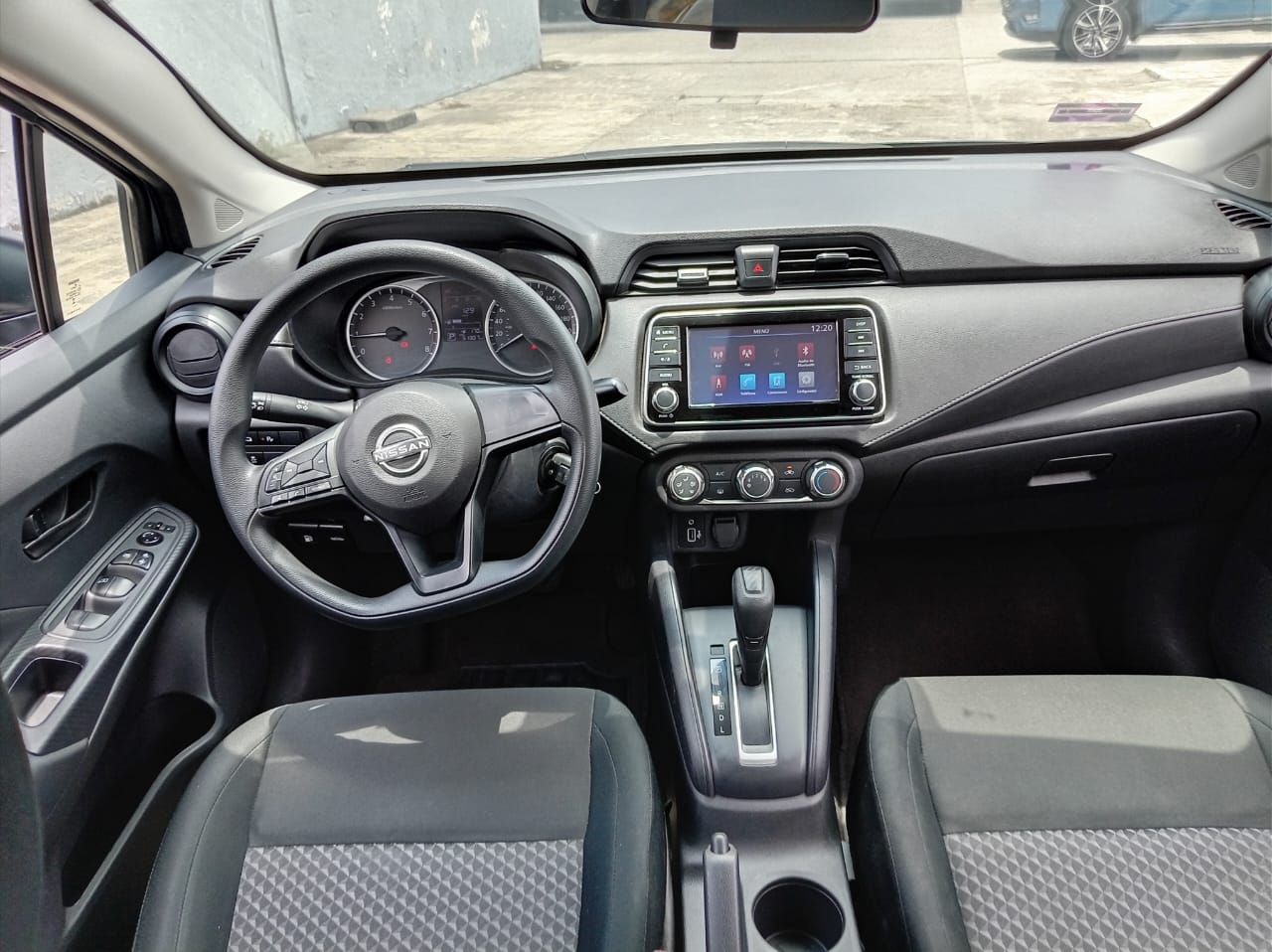 2024 Nissan VERSA 4P SENSE L41.6 AUT