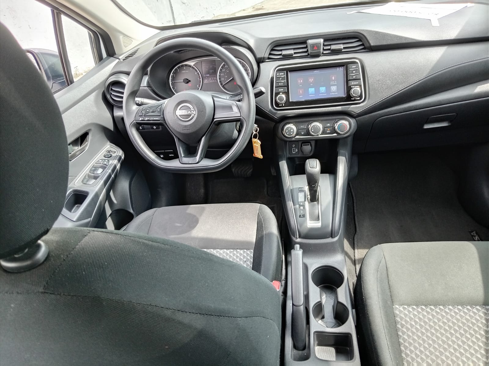 2024 Nissan VERSA 4P SENSE L41.6 AUT
