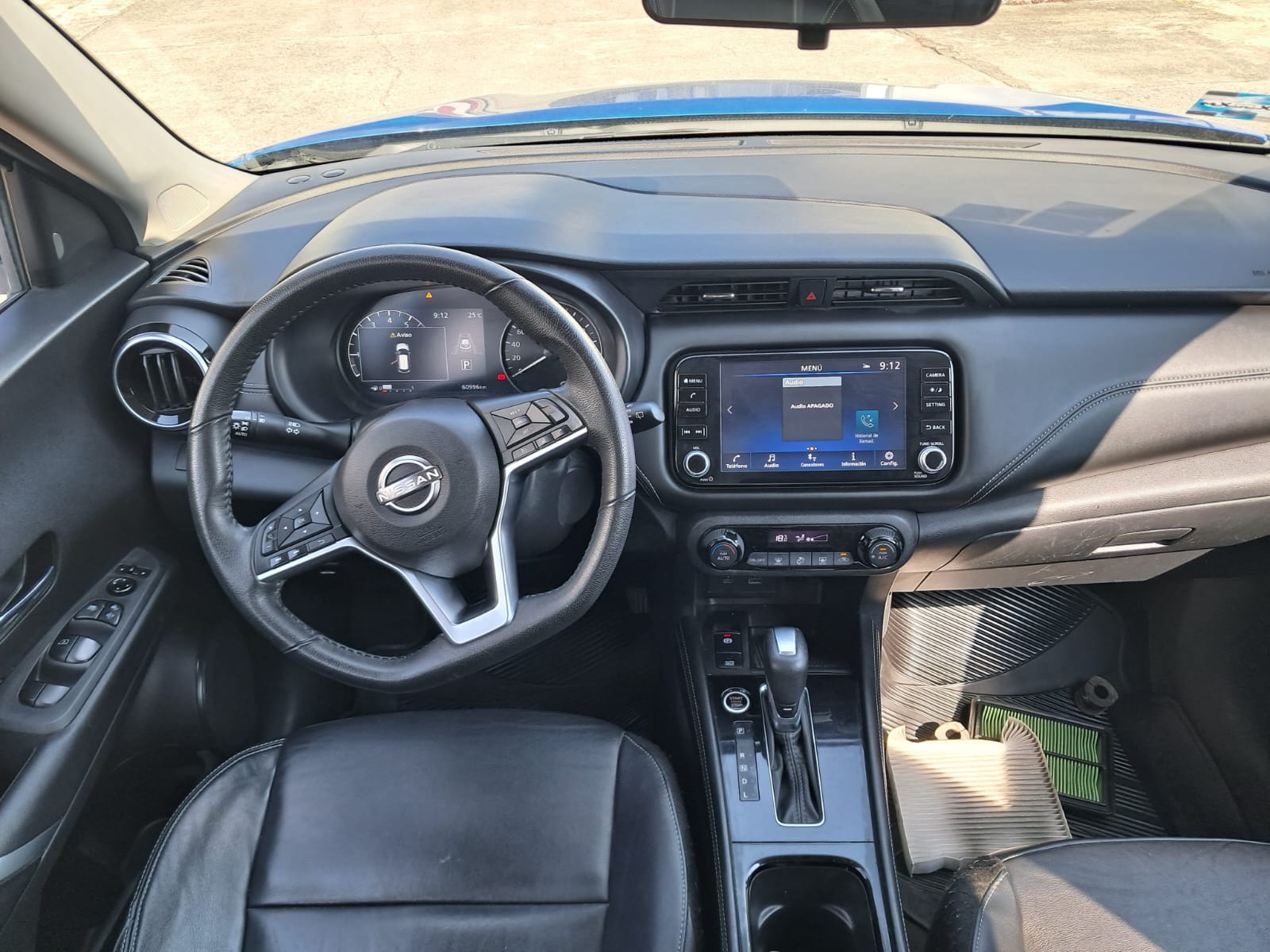 2023 Nissan KICKS 5 PTS PLATINUM 16L TA AAC AUT PIEL GPS RA-18