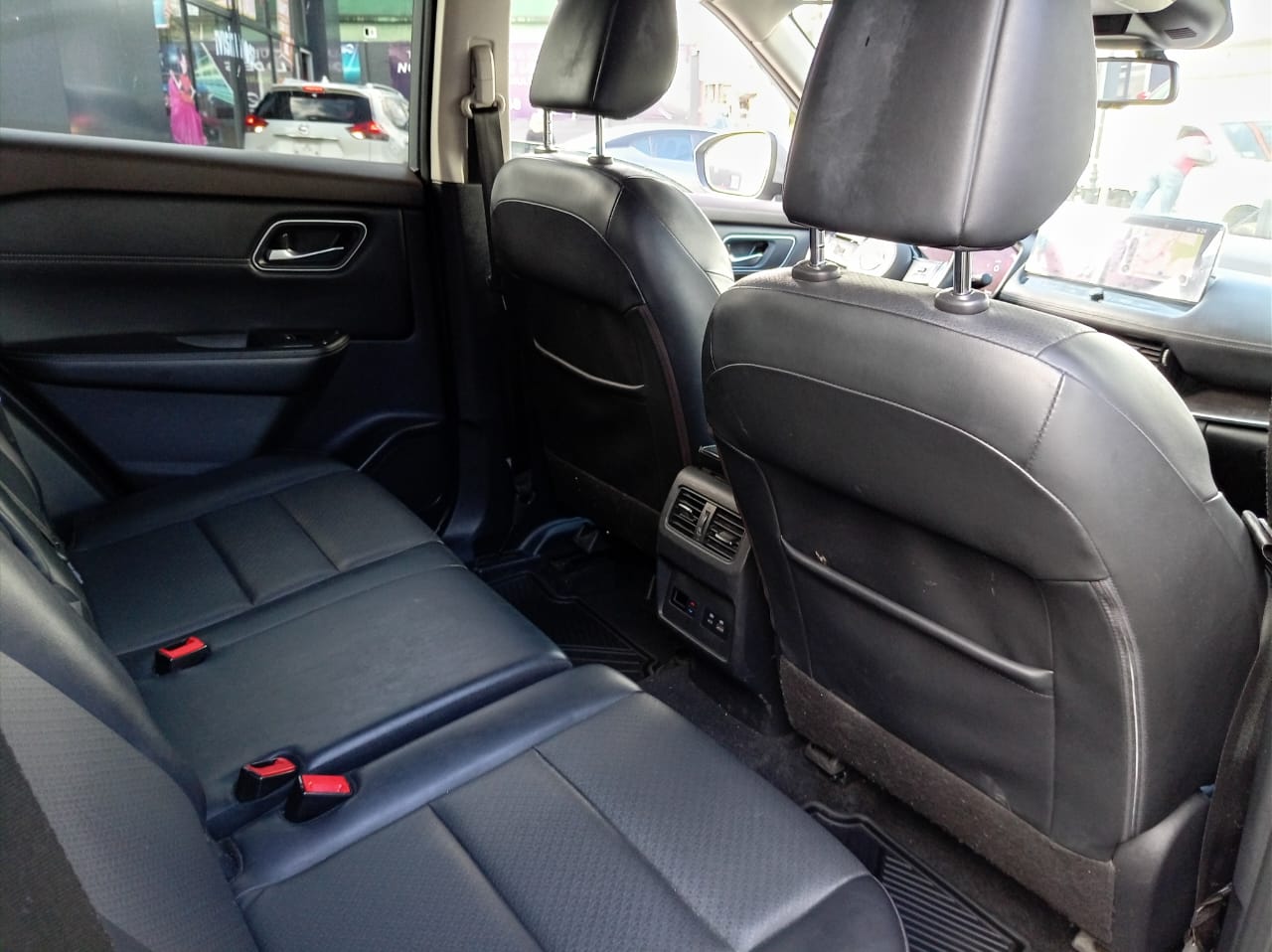 2023 Nissan X-TRAIL PLATINUM 2 FILAS
