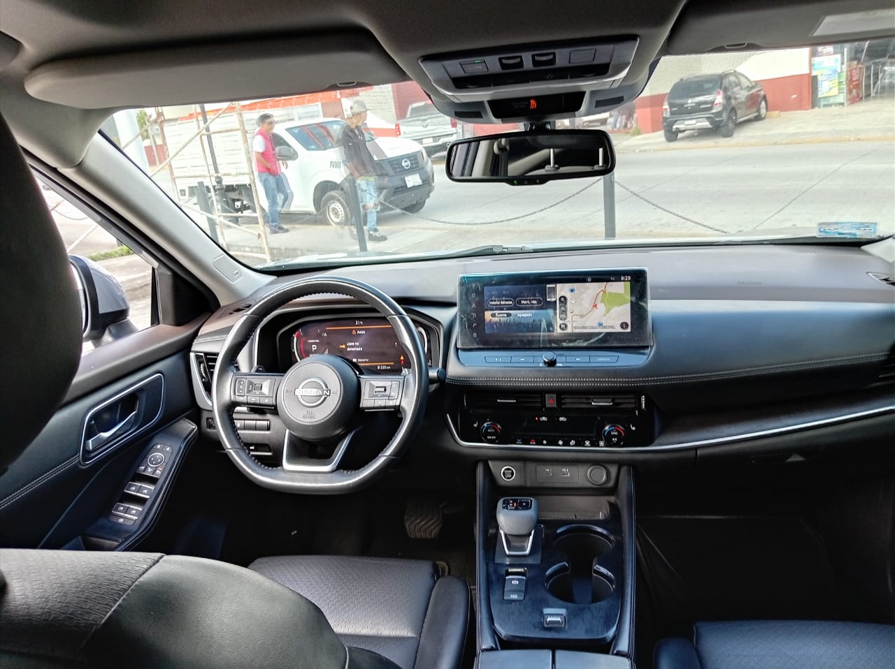 2023 Nissan X-TRAIL PLATINUM 2 FILAS