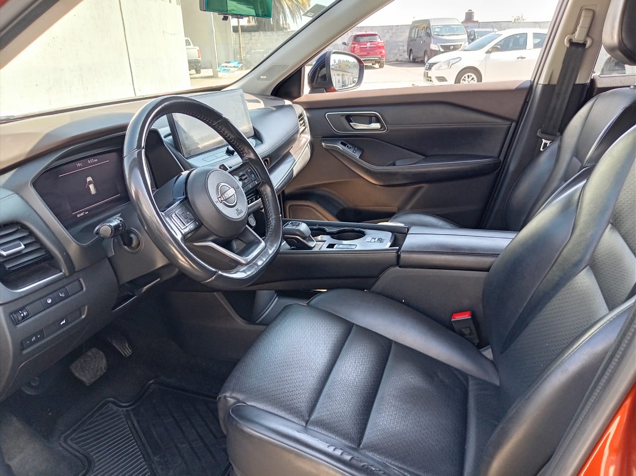 2023 Nissan X-TRAIL 5 PTS PLATINIUM PLUS CVT 2.5 LTS 2 ROW